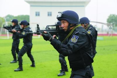 企业培训军训装备推荐